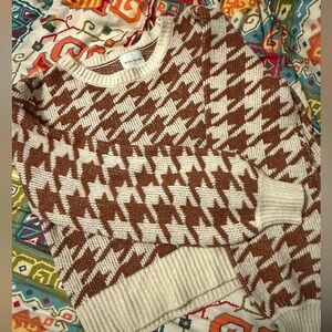 Pink Rose Brown and Cream Houndstooth Sweater!